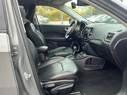 Used 2020 Jeep Compass Limited AWD/4WD image 30