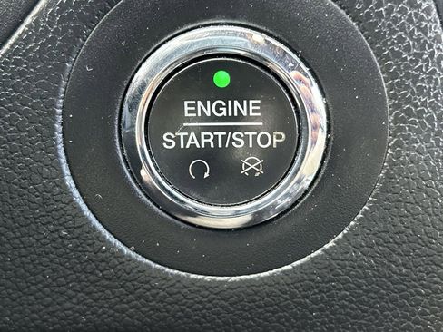 Used 2018 Ford Explorer Limited w/ Equipment Group 301A image 17