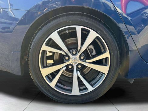 Used 2017 Nissan Maxima Platinum w/ Interior Lighting Package FWD image 58