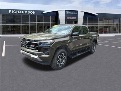 Used 2023 Chevrolet Colorado Z71 w/ Z71 Convenience Package 2