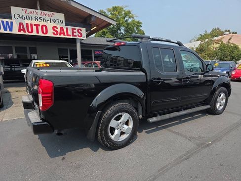 Used 2006 Nissan Frontier LE w/ (X01) Leather Pkg AWD/4WD image 3