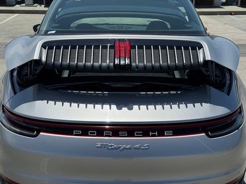 Used 2021 Porsche 911 Targa 4S AWD/4WD image 23