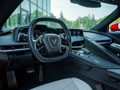 Used 2020 Chevrolet Corvette Stingray Coupe w/ Z51 Performance Package RWD image 27
