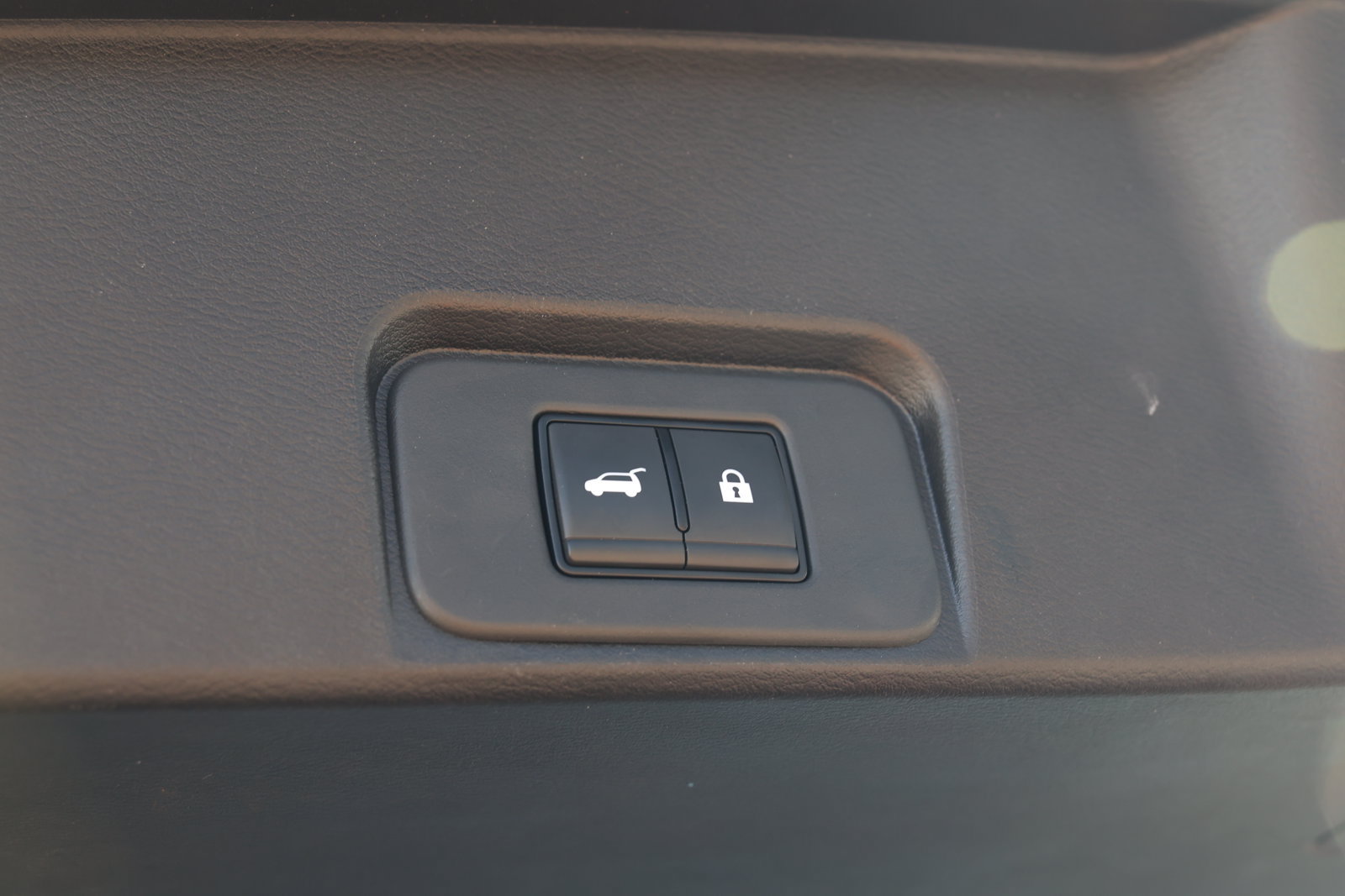 Used 2026 Nissan Rogue SV AWD/4WD image 34