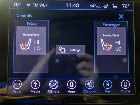 Used 2018 Chrysler Pacifica Touring-L image 10