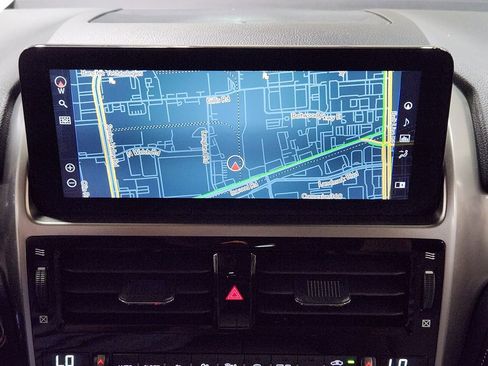 Used 2023 Lexus GX 460 Premium w/ Premium Package image 35