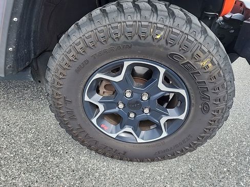 Used 2023 Jeep Wrangler Unlimited Rubicon image 4