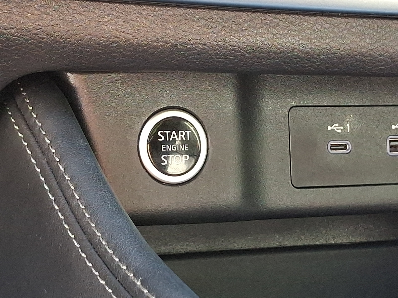 Certified 2023 Nissan Rogue SL w/ SL Premium Package AWD/4WD image 26