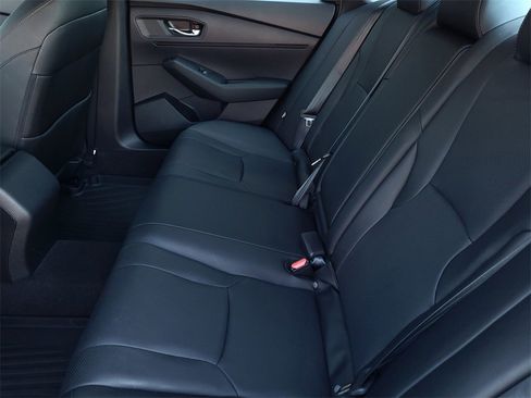 Used 2023 Honda Accord Sport image 12