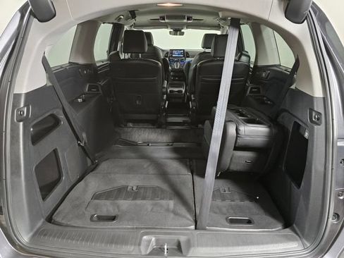 Used 2023 Honda Odyssey Touring image 16