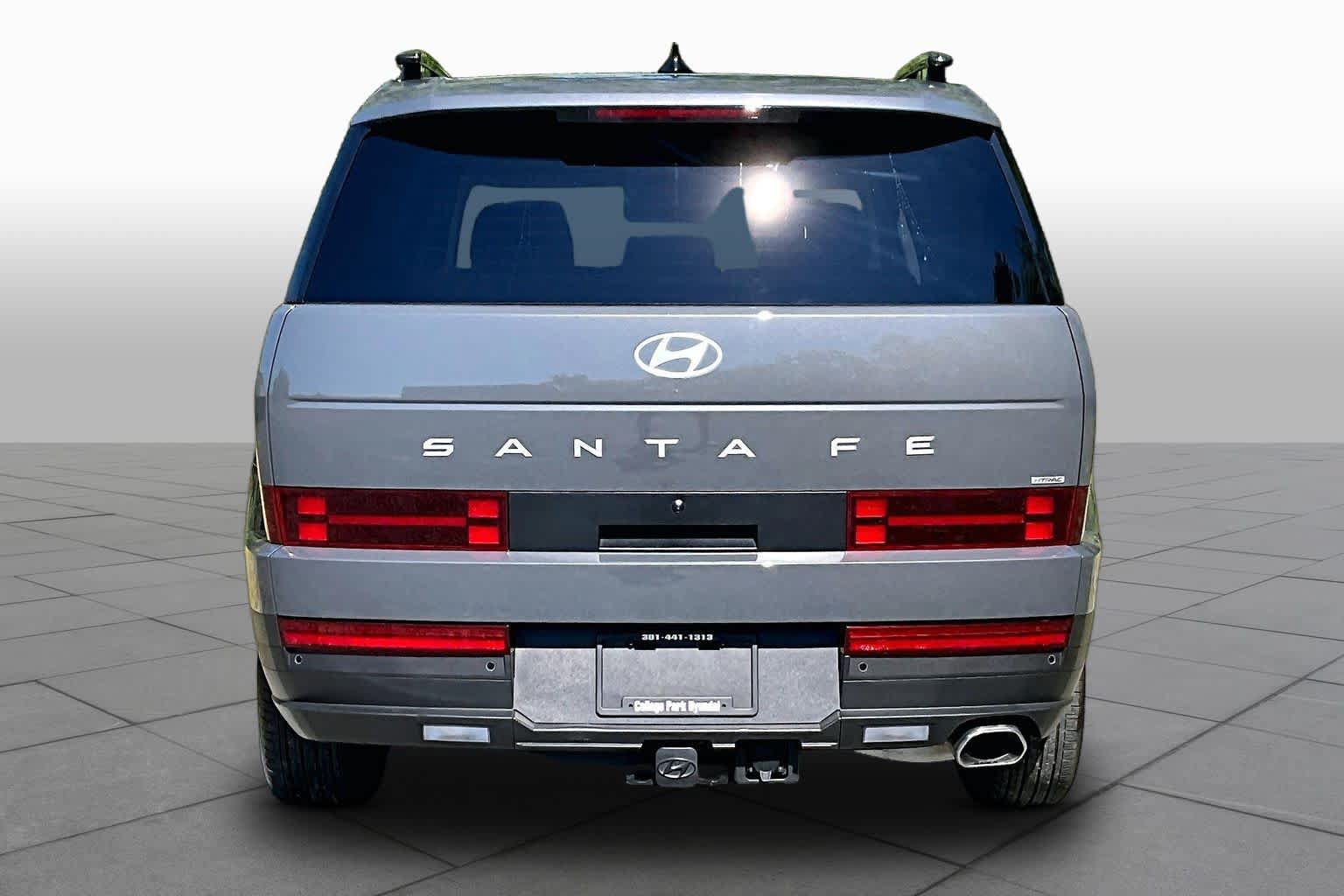 Used 2025 Hyundai Santa Fe SEL w/ Tow & Go Package AWD/4WD image 6