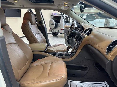 Used 2015 Buick Enclave Leather AWD/4WD image 42