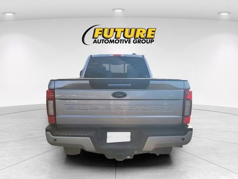 Used 2020 Ford F350 Lariat AWD/4WD image 4