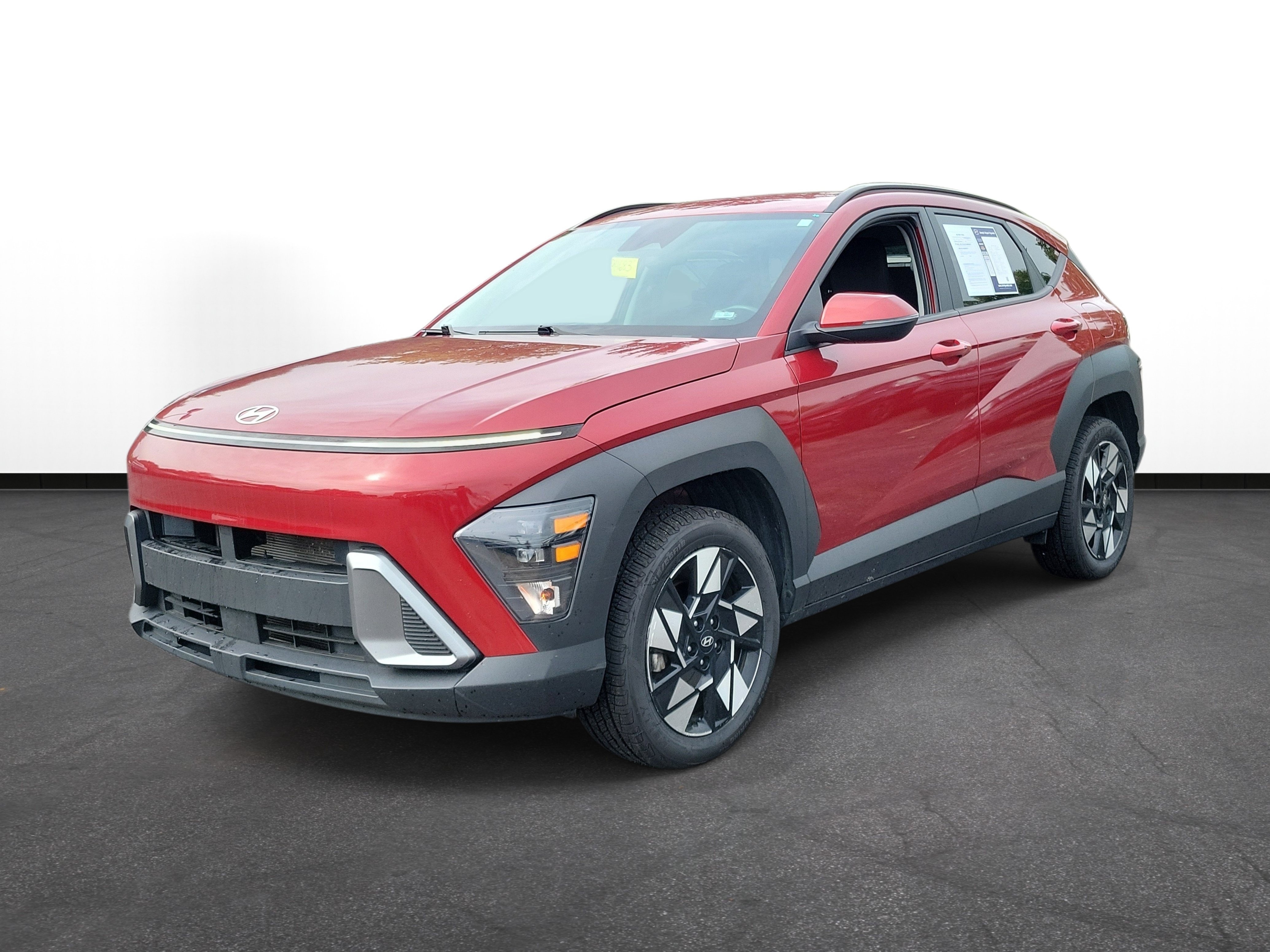 Used 2025 Hyundai Kona SEL AWD/4WD image 2