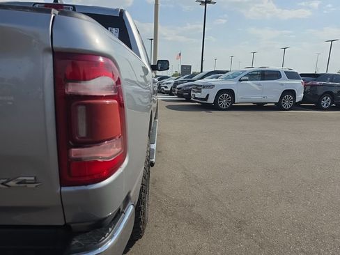 Used 2022 RAM 1500 Big Horn AWD/4WD image 10