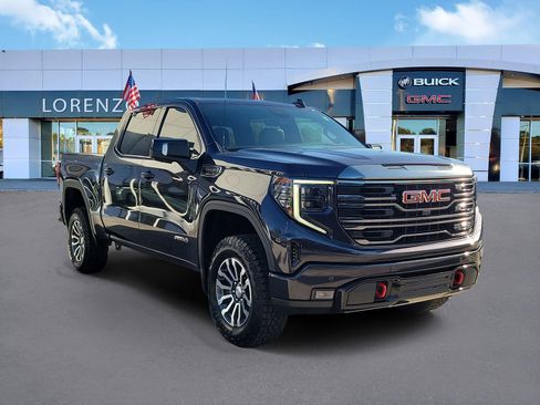 Used 2023 GMC Sierra 1500 AT4 w/ AT4 Premium Package image 3