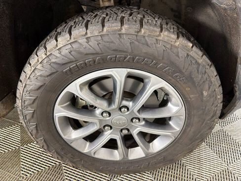 Used 2016 Jeep Grand Cherokee Limited w/ Trailer Tow Group IV image 13