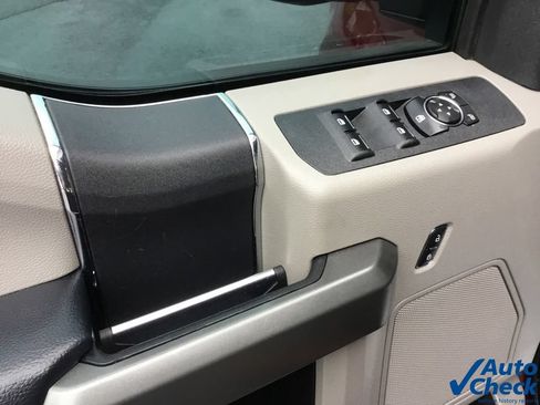 Used 2017 Ford F250 XLT w/ XLT Value Package AWD/4WD image 25
