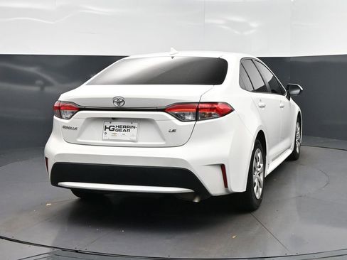 Used 2022 Toyota Corolla LE FWD image 7