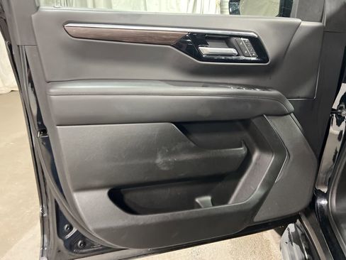 Used 2025 Chevrolet Tahoe LT image 26
