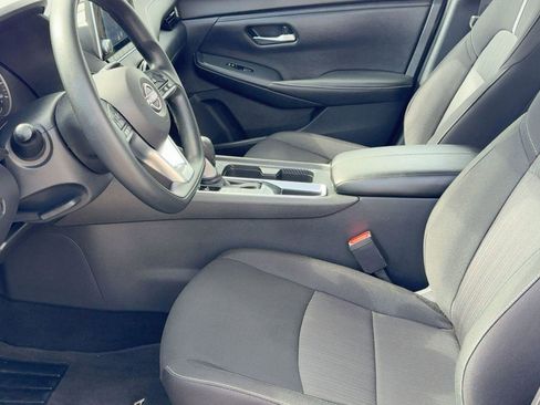 Used 2025 Nissan Sentra SV image 5