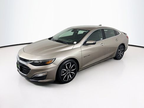 Used 2022 Chevrolet Malibu RS FWD image 3