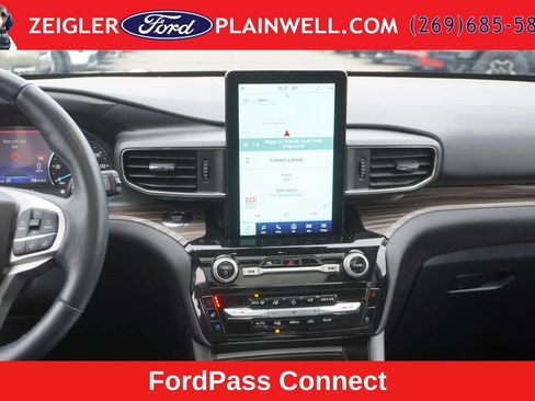 Used 2023 Ford Explorer Limited w/ Limited Technology Package AWD/4WD image 20