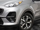 Used 2020 Kia Sportage LX image 3