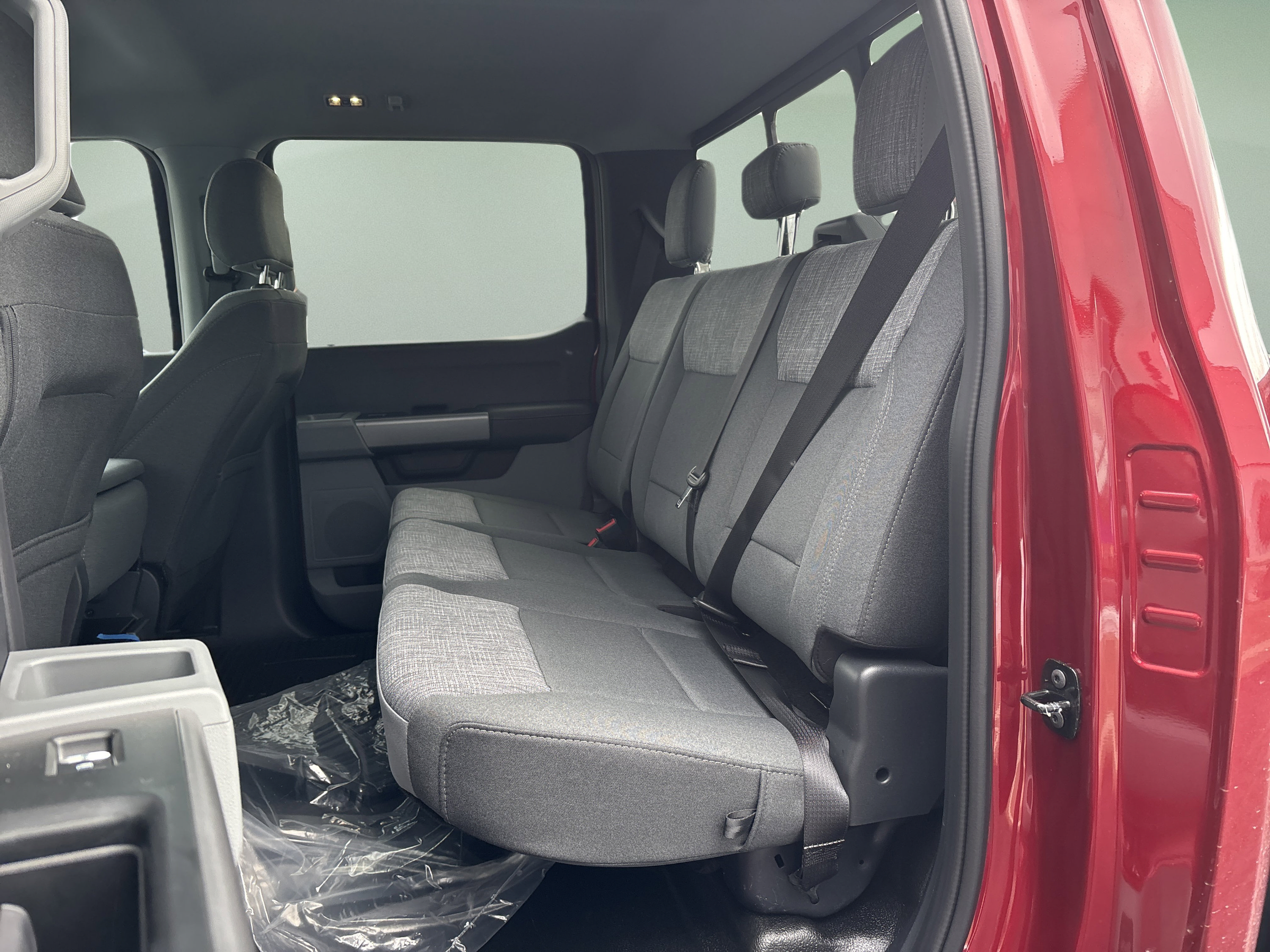 Used 2026 Ford F350 XLT w/ Tremor Off-Road Package AWD/4WD image 16