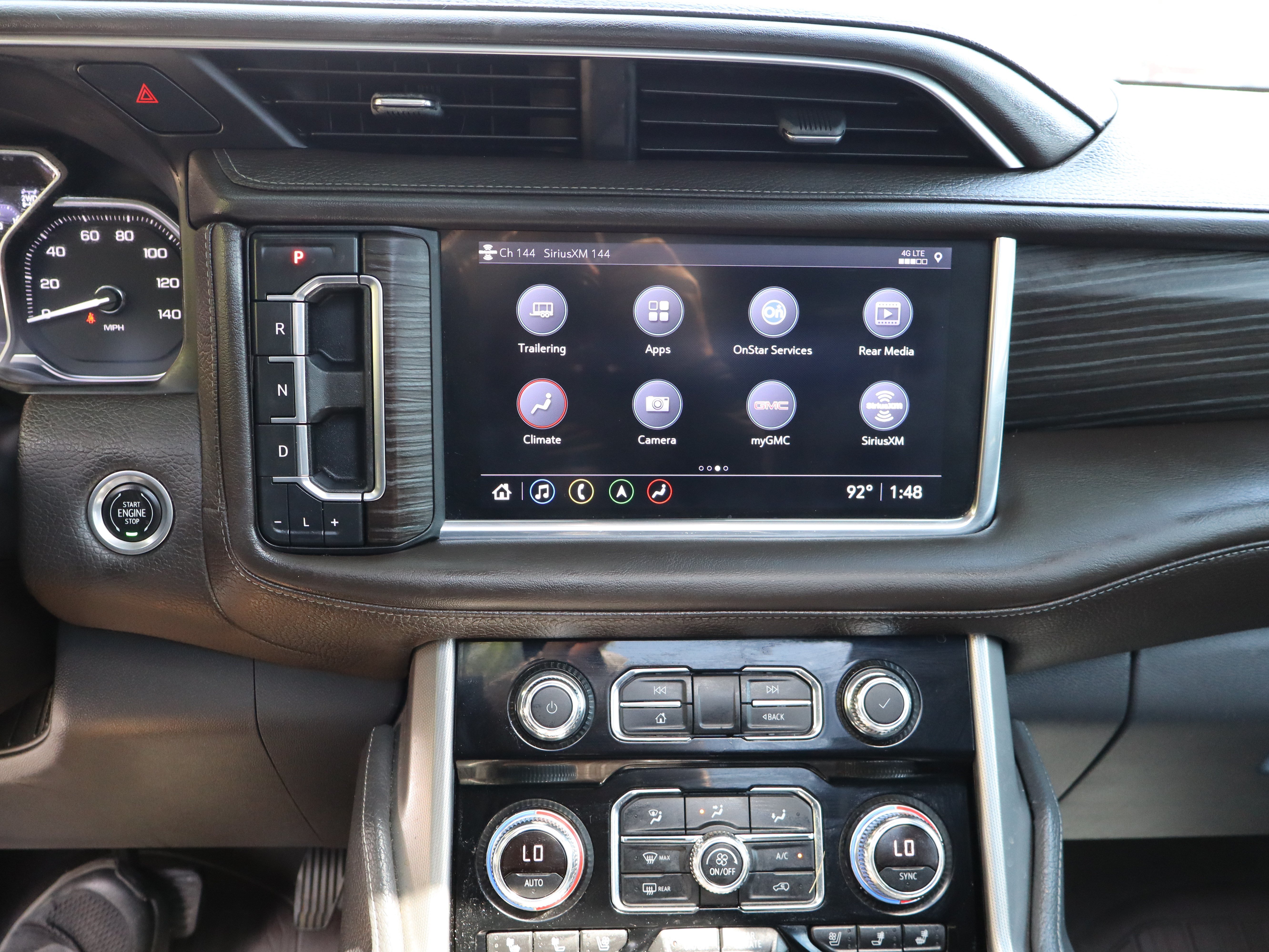 Used 2021 GMC Yukon Denali w/ Denali Ultimate Package AWD/4WD image 34