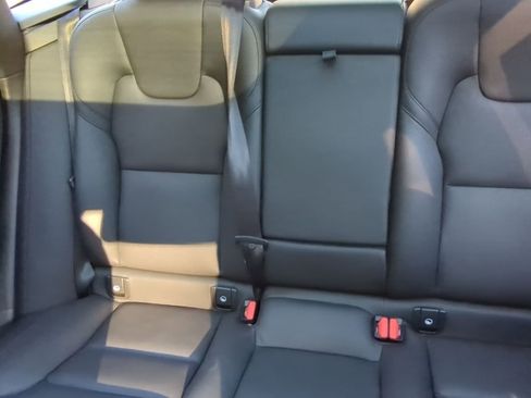 Used 2025 Volvo XC60 B5 Plus image 23