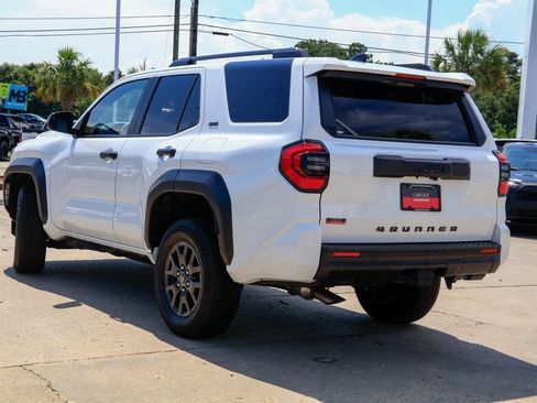 Used 2025 Toyota 4Runner SR5 RWD image 24