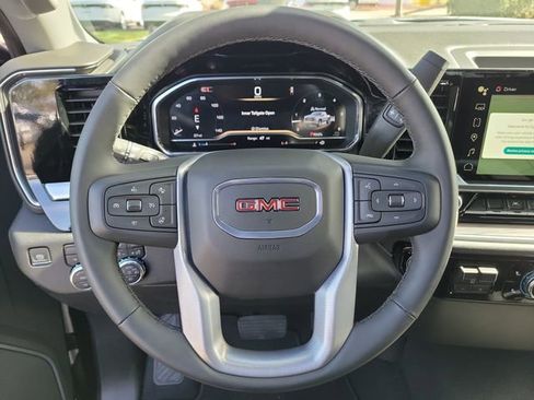 Certified 2025 GMC Sierra 1500 SLT image 24