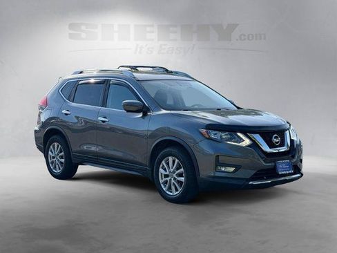Used 2017 Nissan Rogue SV w/ SV Premium Package AWD/4WD image 2