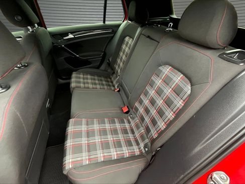 Used 2015 Volkswagen GTI S image 20