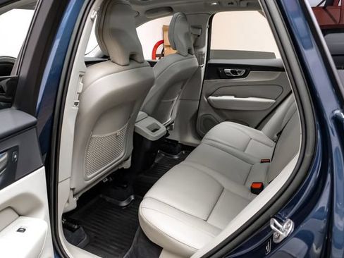Used 2023 Volvo XC60 B5 Plus w/ Protection Package Premier AWD/4WD image 39