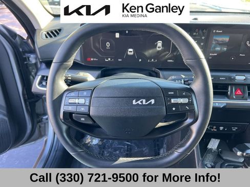 Certified 2025 Kia K4 EX image 34