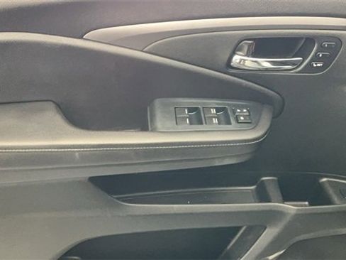 Certified 2023 Honda Ridgeline RTL image 18