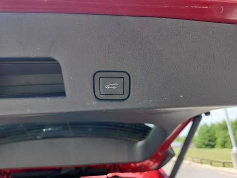 Certified 2026 GMC Acadia Elevation w/ Black Edition FWD image 10