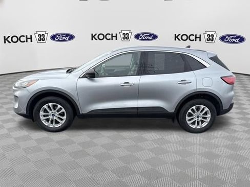 Used 2022 Ford Escape SE w/ Cold Weather Package image 4