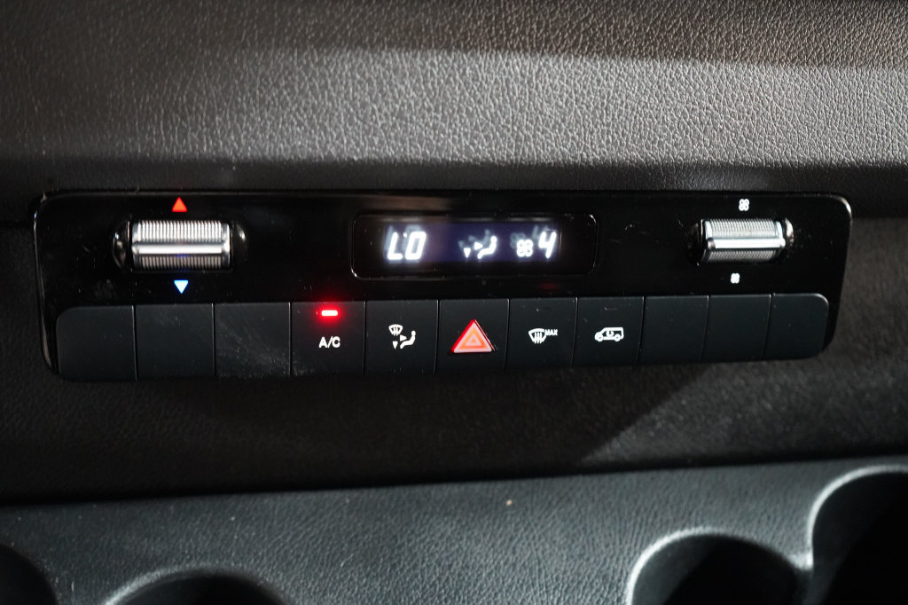 Used 2023 Mercedes-Benz Sprinter 2500 image 8