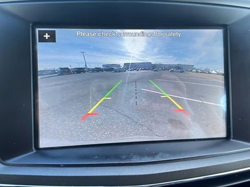 Used 2016 Lincoln MKT EcoBoost w/ Equipment Group 201A image 27