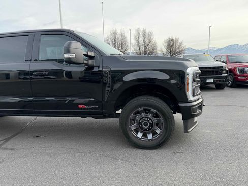 Used 2024 Ford F350 Lariat w/ Lariat Ultimate Package image 10