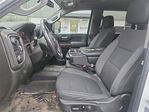 Used 2022 Chevrolet Silverado 2500 LT w/ Convenience Package image 9