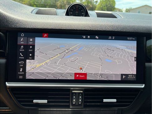 Used 2019 Porsche Cayenne S AWD/4WD image 34