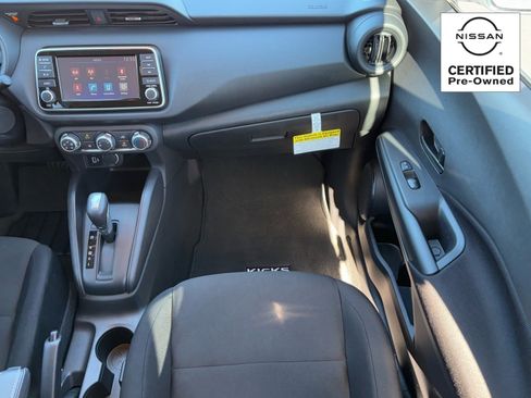 Certified 2025 Nissan Kicks Play S image 15