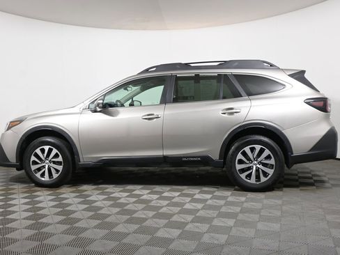 Used 2020 Subaru Outback Premium AWD/4WD image 2
