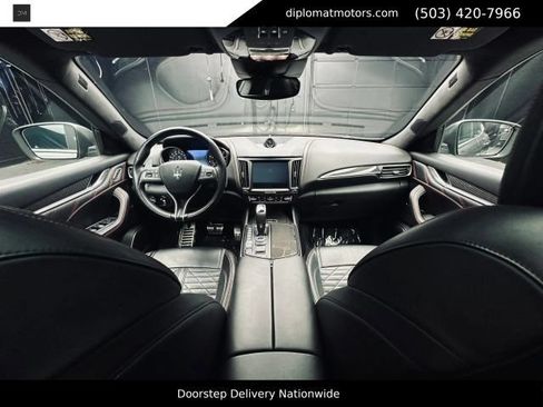 Used 2019 Maserati Levante GranSport AWD/4WD image 44