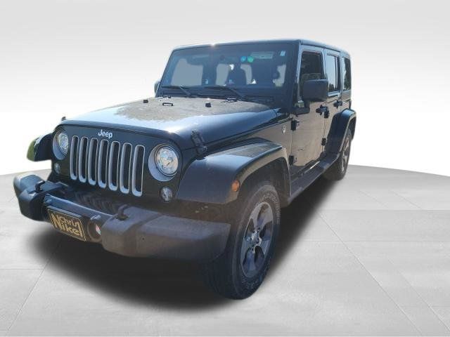 Used 2018 Jeep Wrangler Unlimited Sahara AWD/4WD image 7