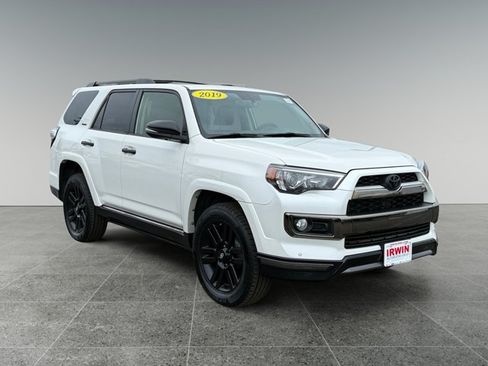 Used 2019 Toyota 4Runner Limited AWD/4WD image 8